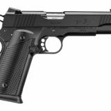 R1, Semi-automatic, Full Size, 45 ACP, 5", Steel Frame, Black Finish, 15Rd, Fiber Optic Front/Adjustable Rear 96491