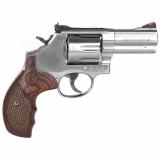 Model 686 Plus Deluxe .357 Magnum/.38 Smith & Wesson Special +P 3 Inch Barrel Satin Stainless Finish Adjustable White Outline Rear Sight Red Ramp Front Sight 7 Round