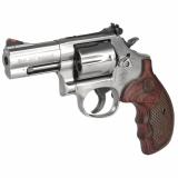 Model 686 Plus Deluxe .357 Magnum/.38 Smith & Wesson Special +P 3 Inch Barrel Satin Stainless Finish Adjustable White Outline Rear Sight Red Ramp Front Sight 7 Round