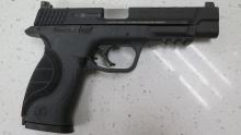 Smith & Wesson M&P9L