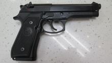 Beretta M9