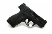 Smith & Wesson M&P9 Shield